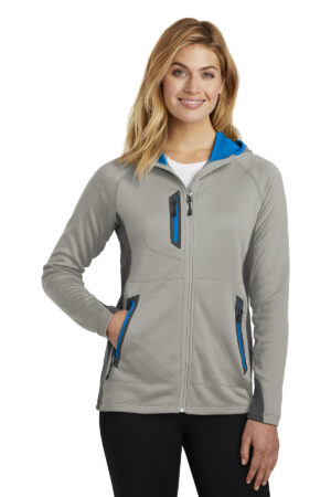 Sweatshirts/Fleece